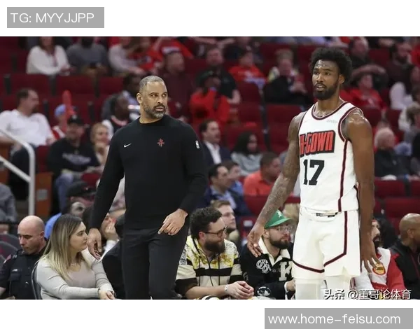 CCTV火箭与独行侠激战正酣球迷热议精彩瞬间与战术对决